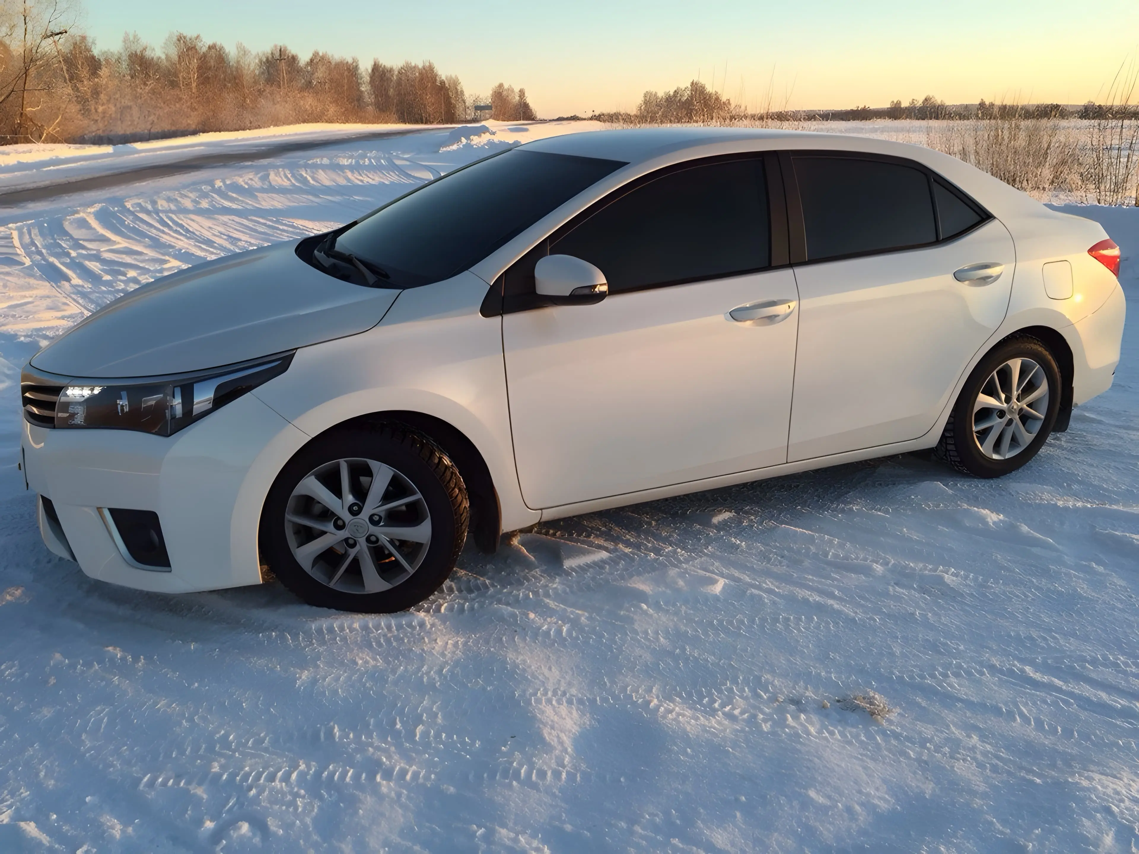 Автомобиль такси Toyota Corolla